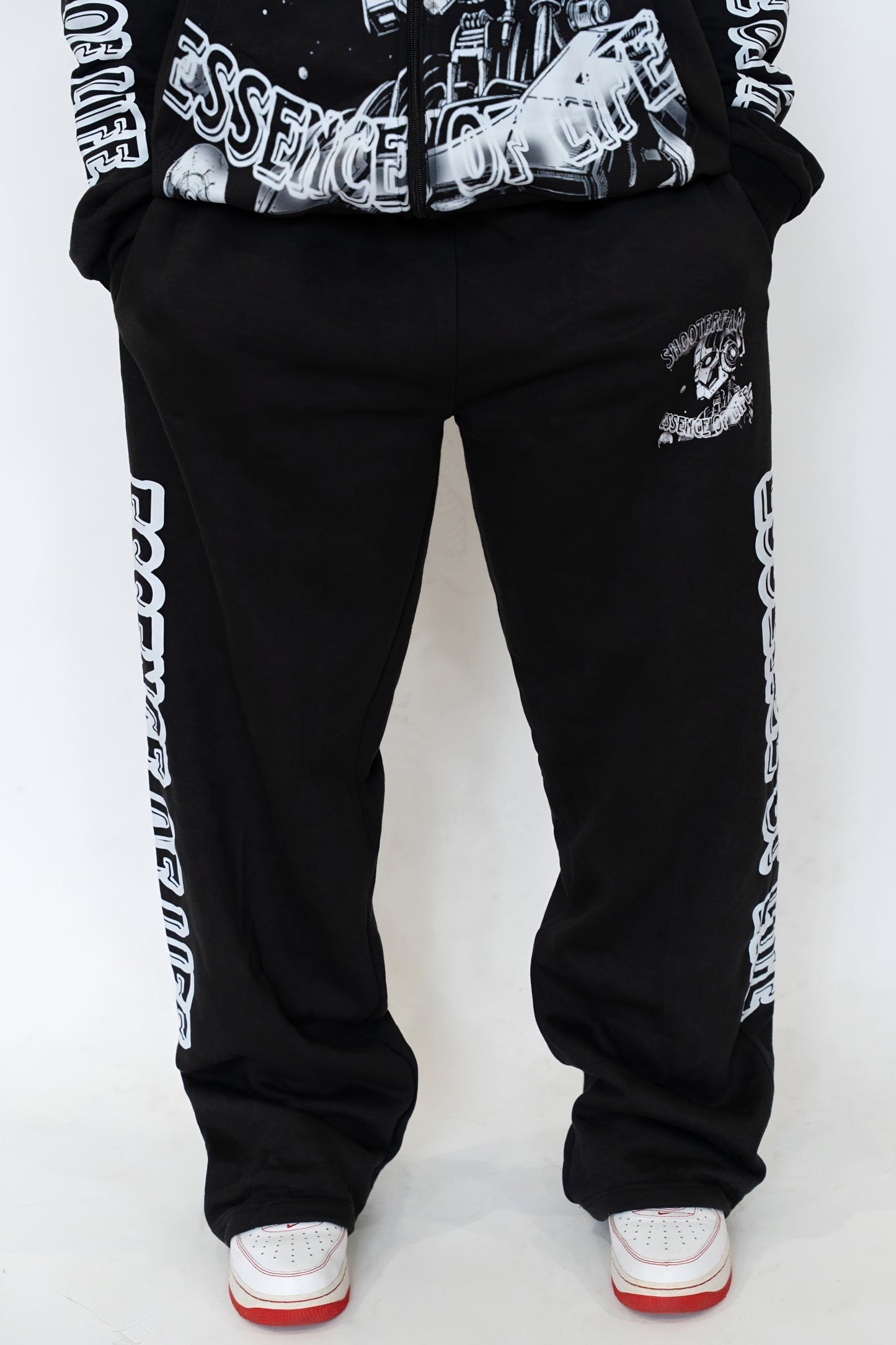 'ESSENCE OF LIFE' SWEATS