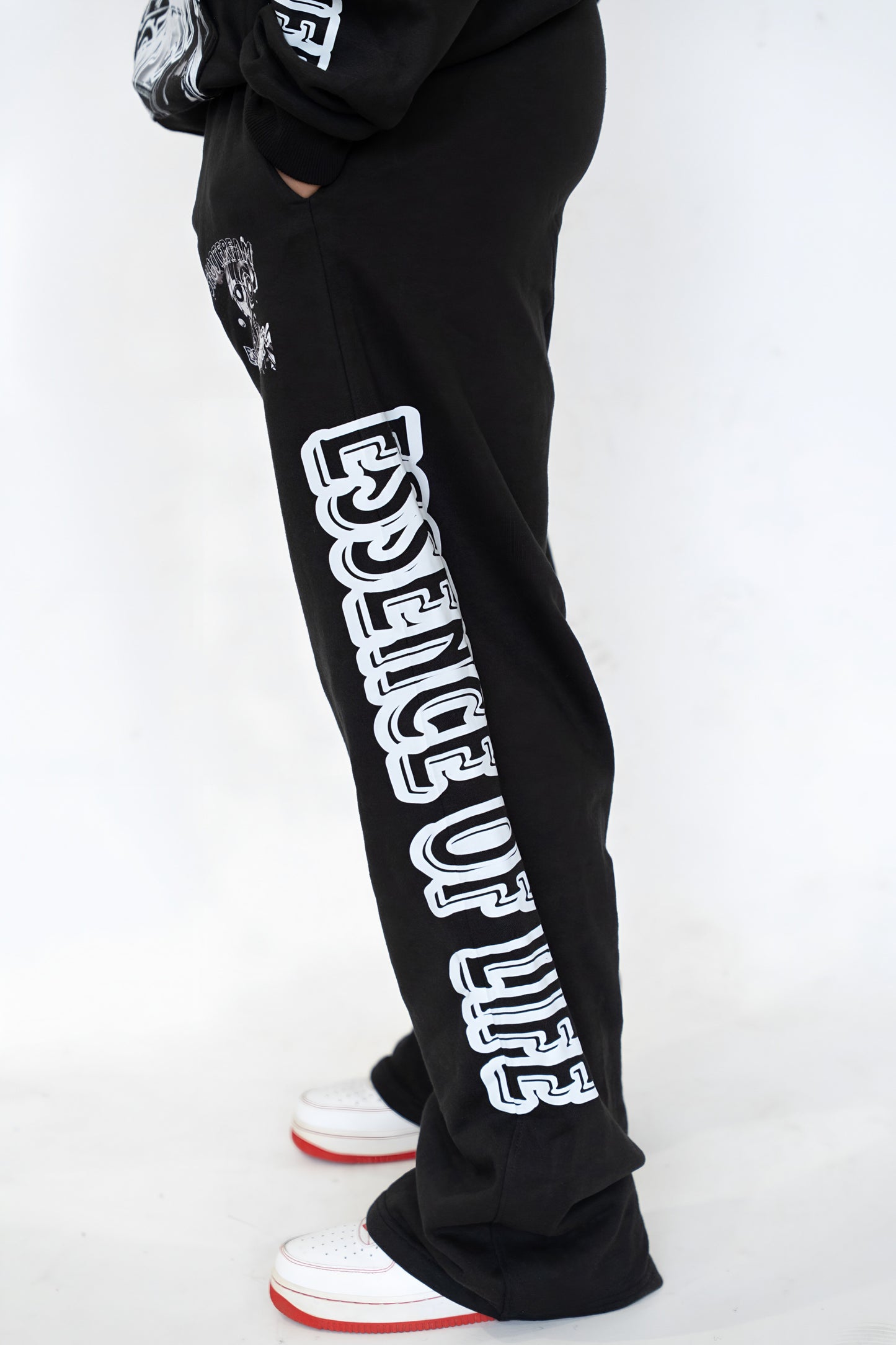 'ESSENCE OF LIFE' SWEATS