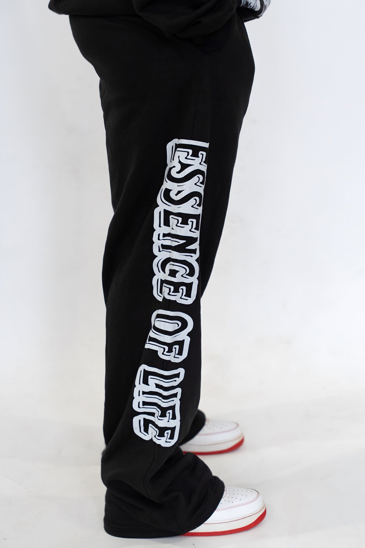 'ESSENCE OF LIFE' SWEATS