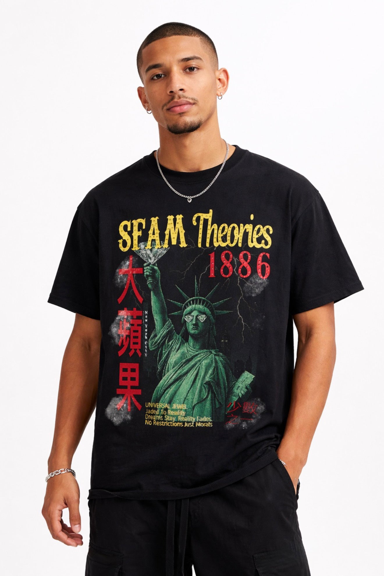 Black ‘Universal Jewel’ T-Shirt